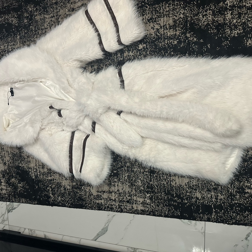 PrettyLittleThing White Faux Fur Ski Jacket